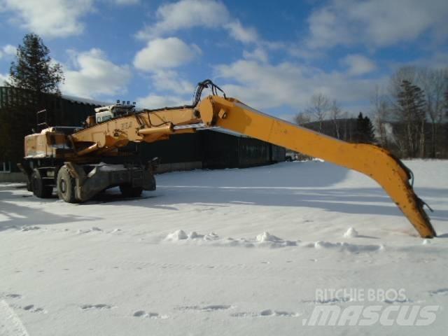Liebherr A 934 B HD 굴절식 크레인