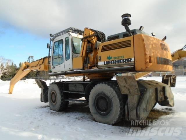 Liebherr A 934 B HD 굴절식 크레인