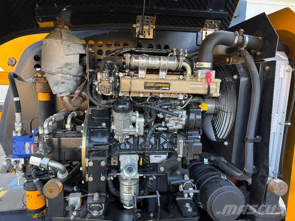 JCB AJ 48 D 가위형 리프트