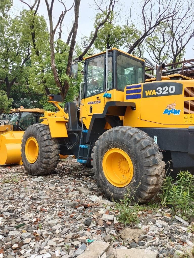 Komatsu WA 320-5  휠로우더