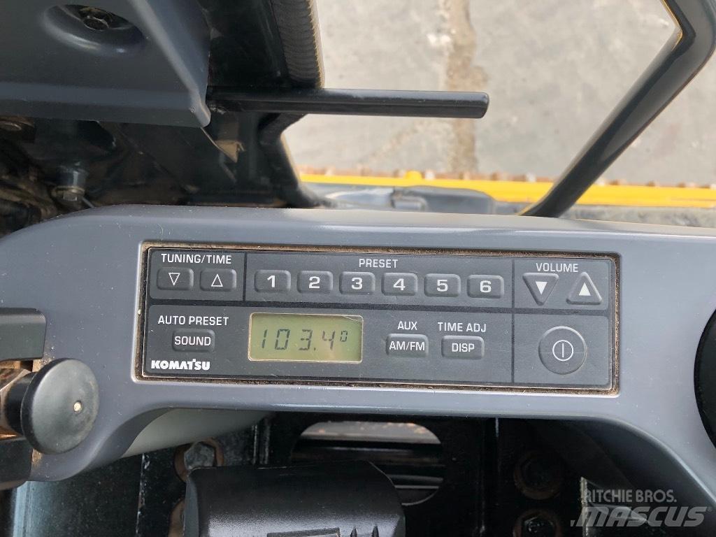 Komatsu PC210LC-11 대형 굴삭기 29톤 이상