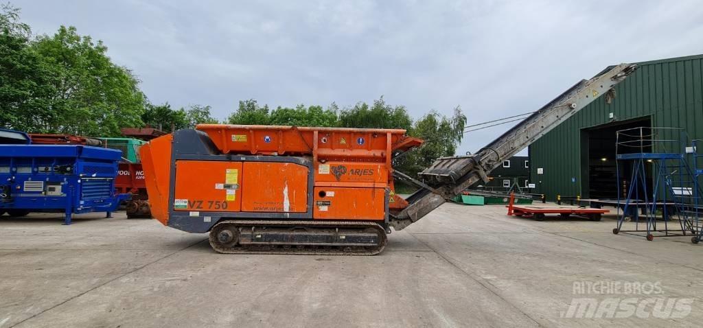 Arjes VZ750 폐기물 분쇄기