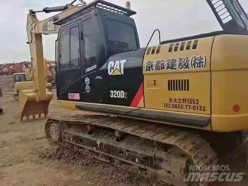 CAT 320 D 대형 굴삭기 29톤 이상