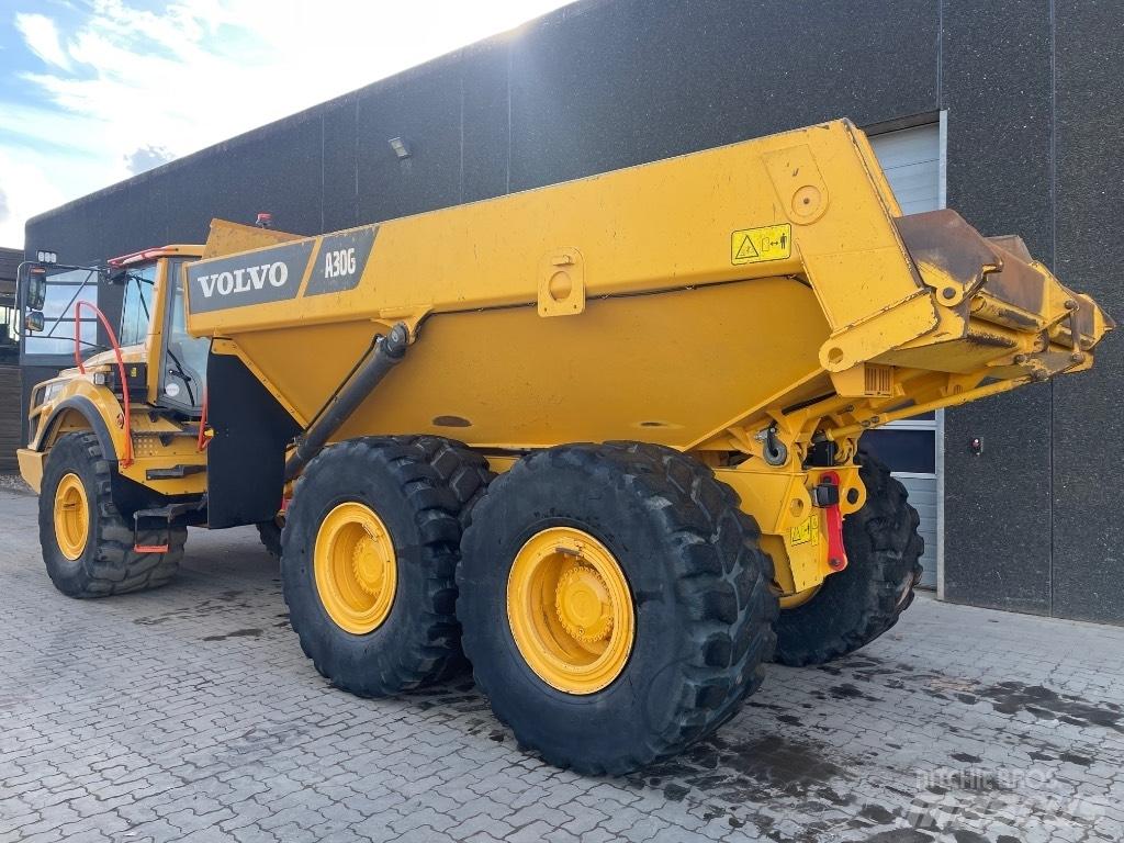 Volvo A30G 연결식 홀러