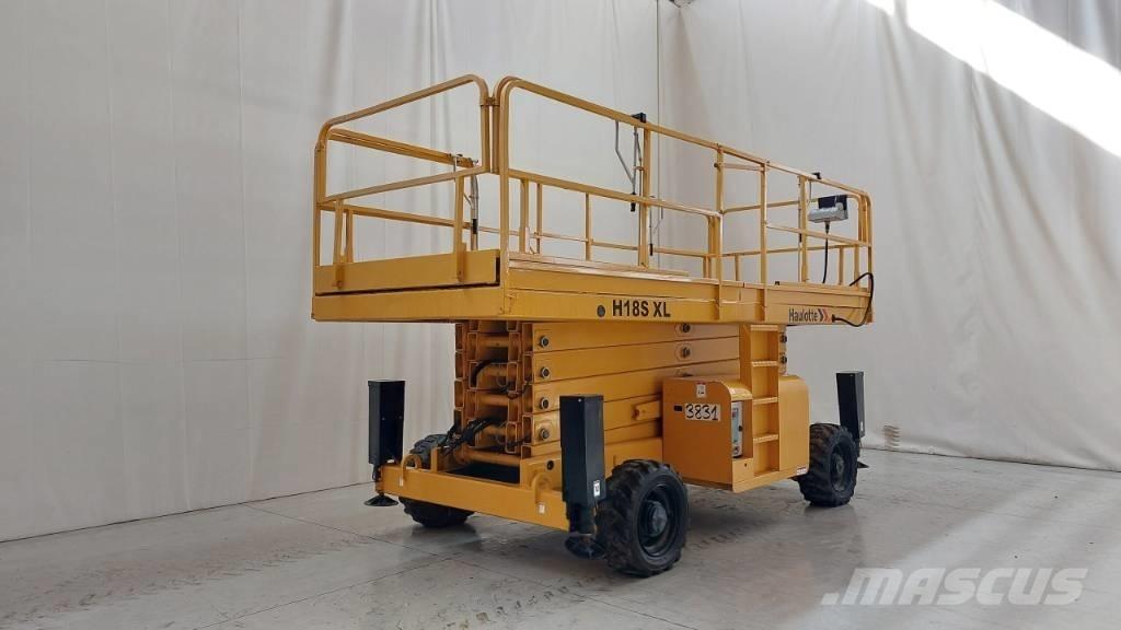 Haulotte HA 18 SXL 가위형 리프트