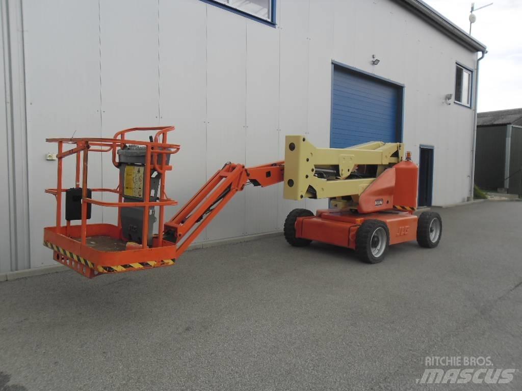JLG E 450 AJ 관절형 전동이동 리프트