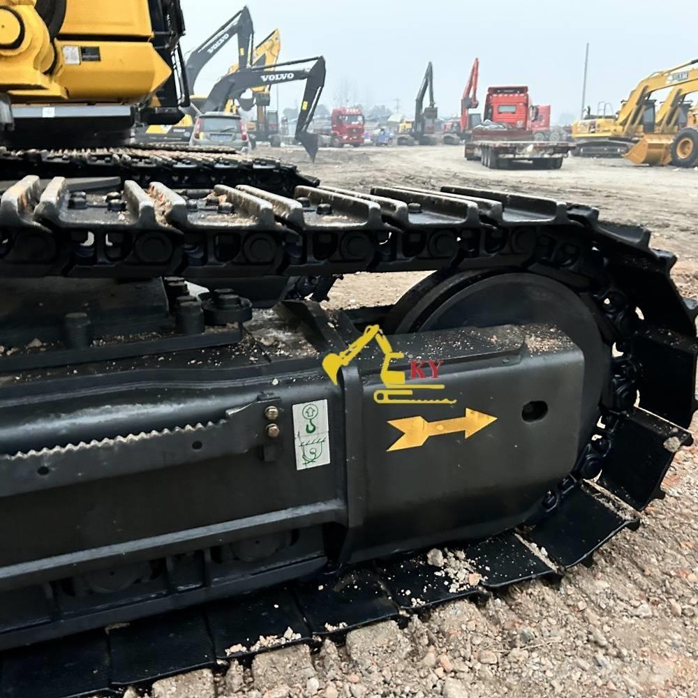 Komatsu PC 450-8 대형 굴삭기 29톤 이상