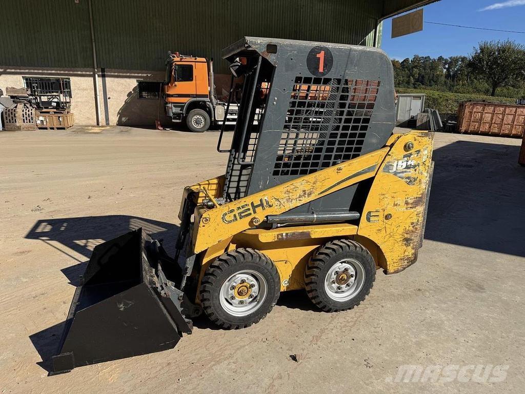 Gehl 1640 목재스키더