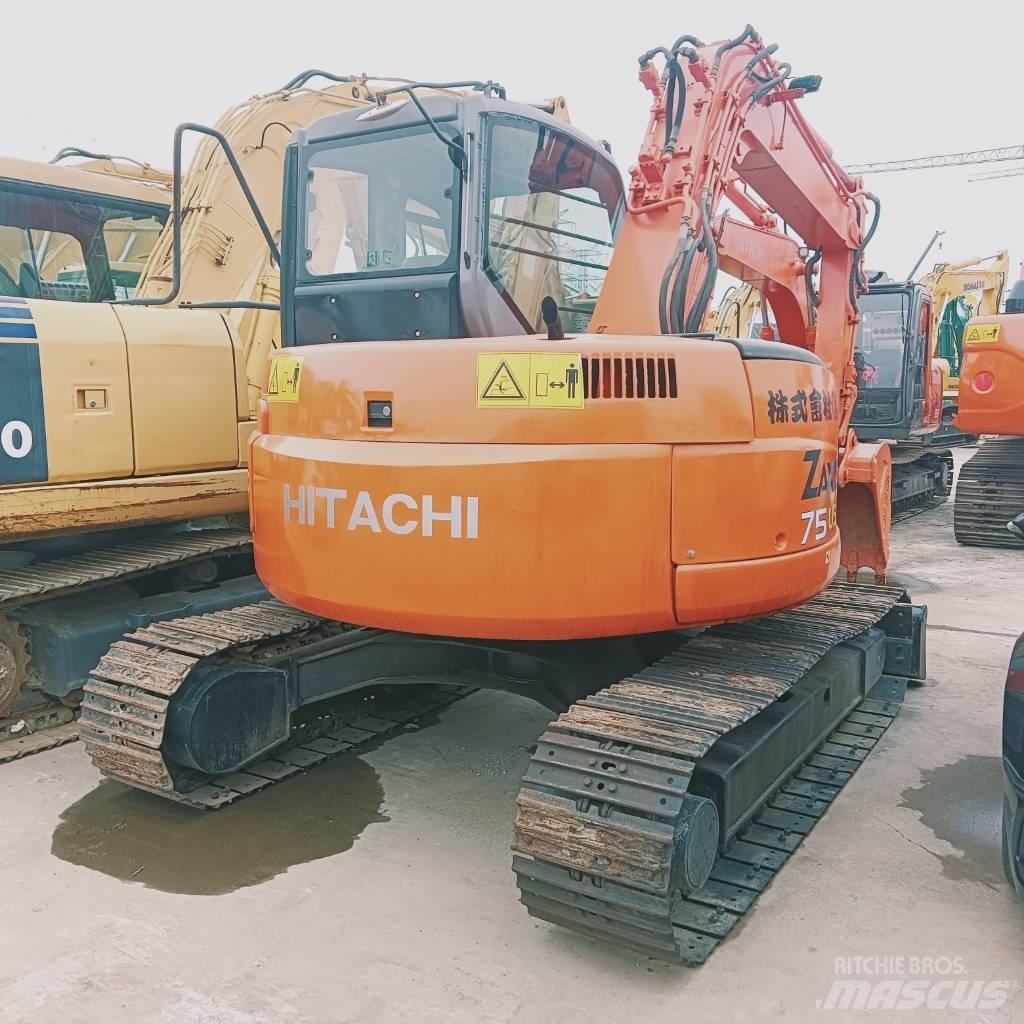 Hitachi ZX 75 US 중형굴삭기 7톤-28톤