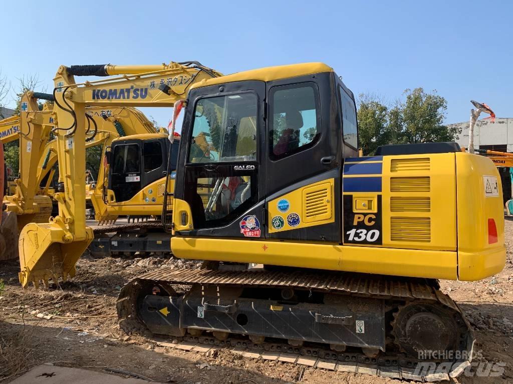Komatsu PC 130 대형 굴삭기 29톤 이상