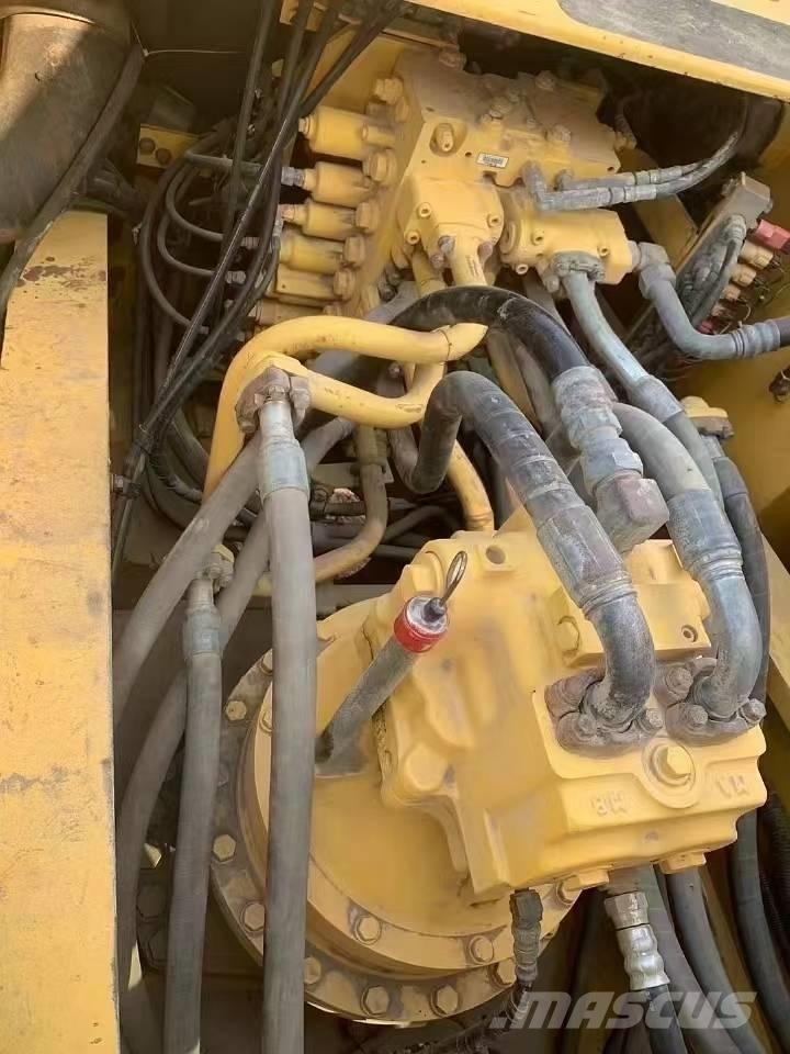 Komatsu PC 360 대형 굴삭기 29톤 이상