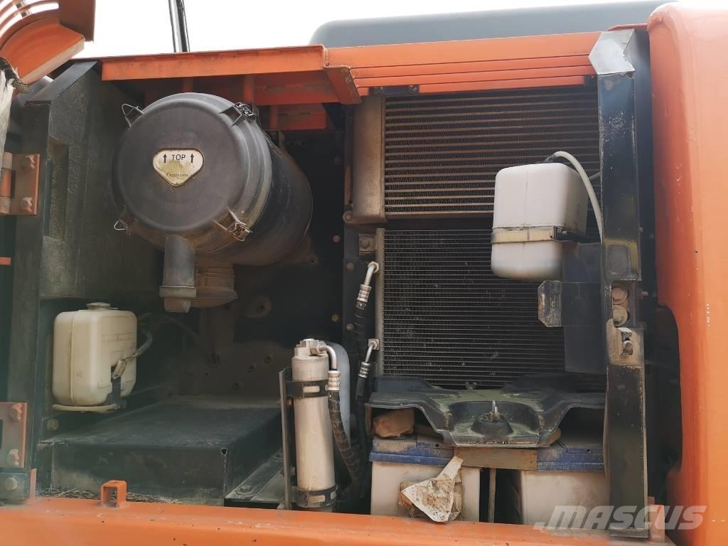 Hitachi ZX 130 W  휠 굴삭기