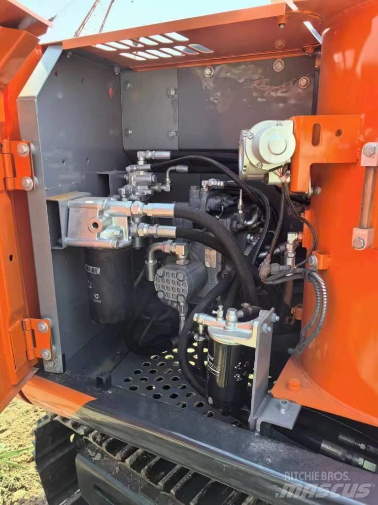Hitachi ZX 120 대형 굴삭기 29톤 이상
