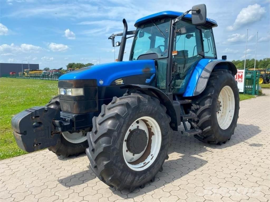 New Holland TM 155 트랙터