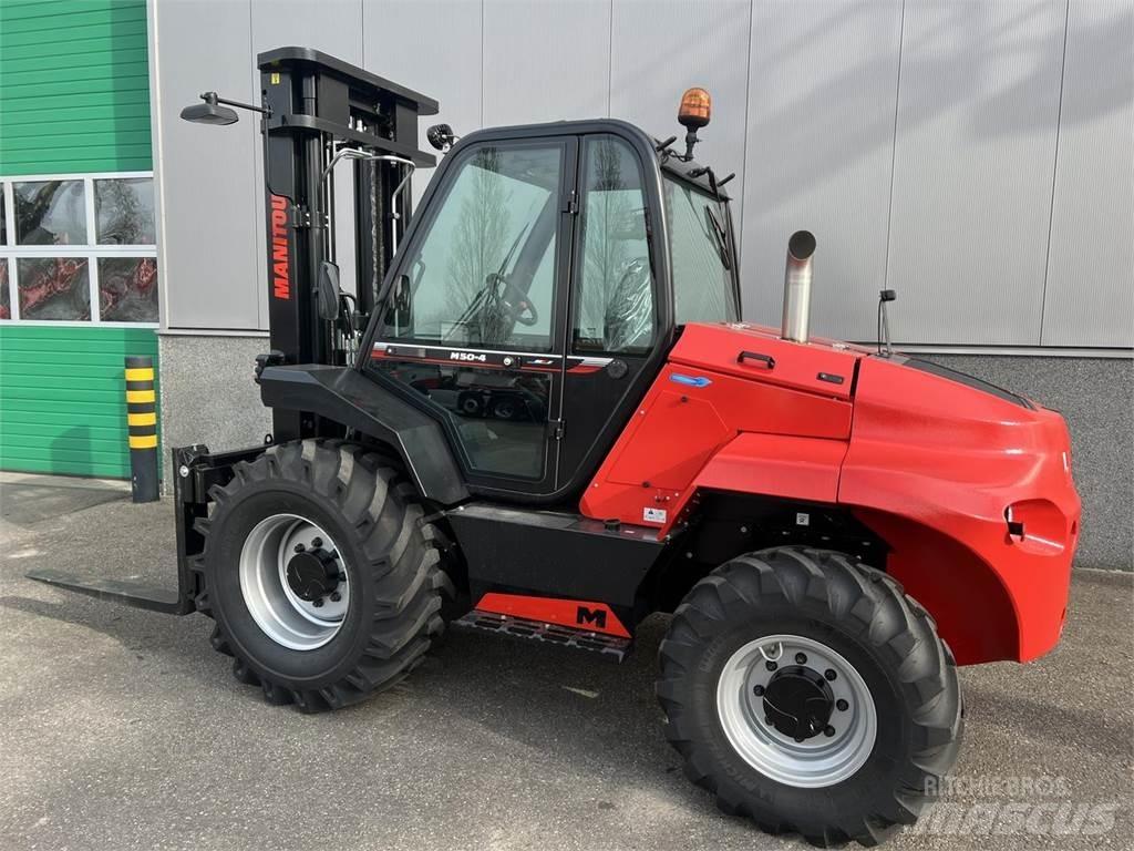 Manitou M50-4 험지용 트럭