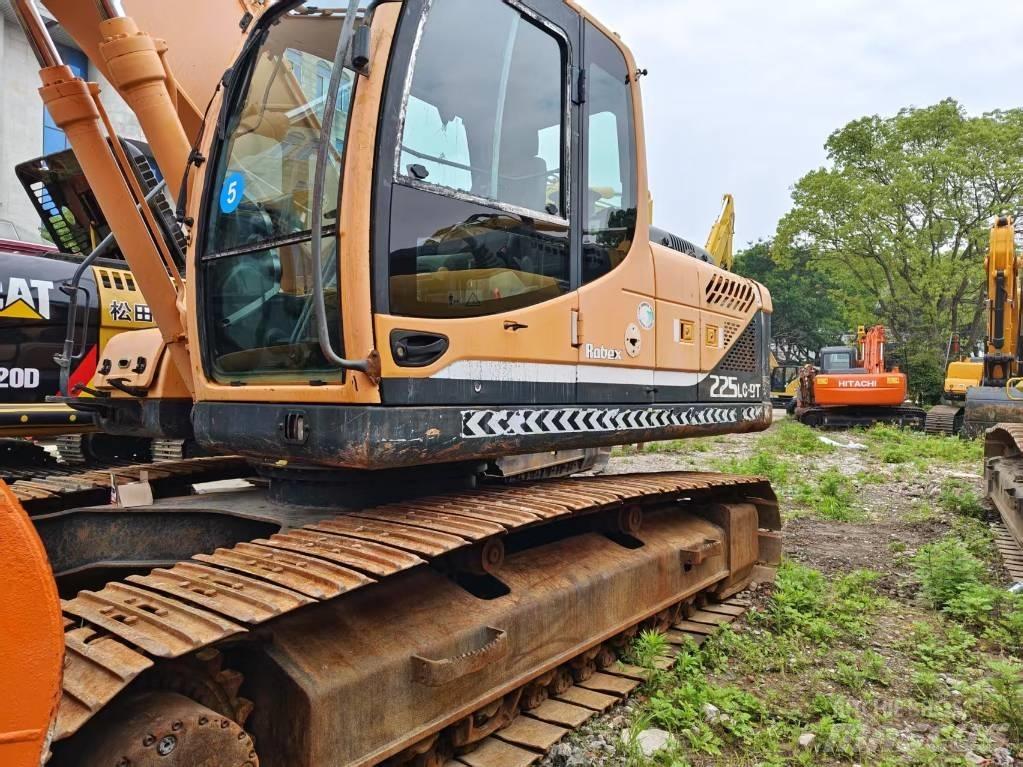 Hyundai R 225LC-9T 대형 굴삭기 29톤 이상