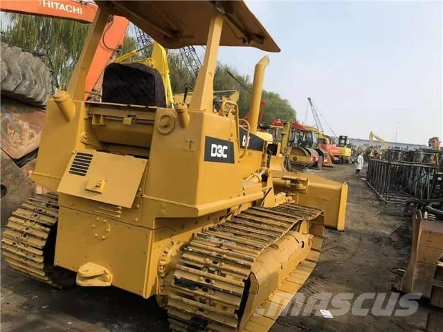 CAT D3C 크롤러 도저