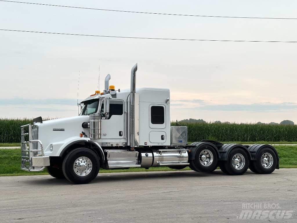 Kenworth T800 트랙터 유닛