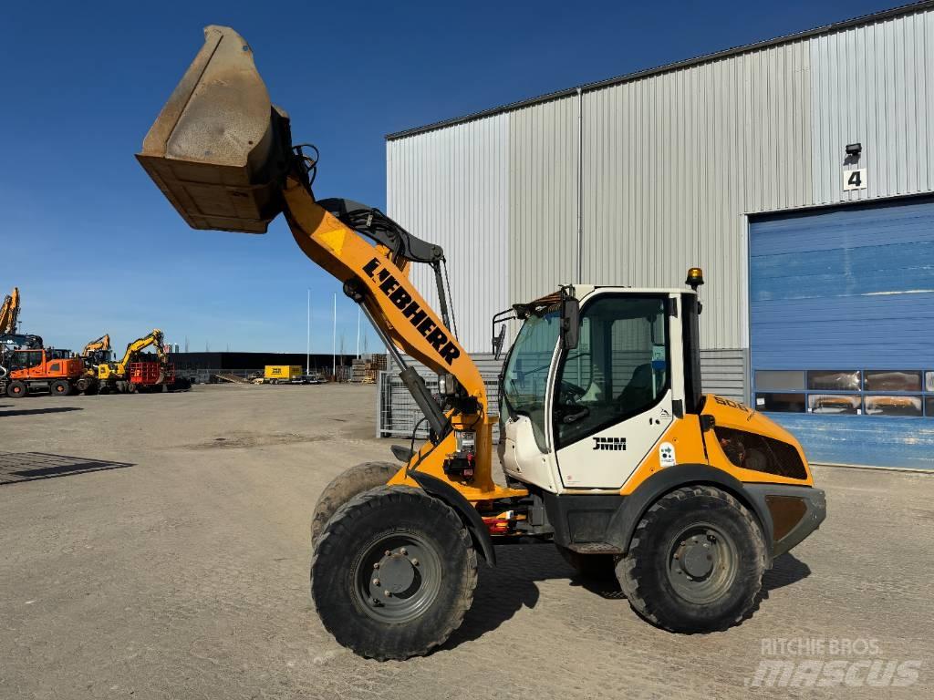 Liebherr L 506  휠로우더