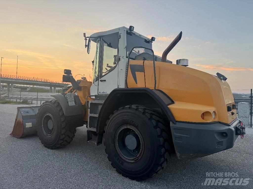 Liebherr L 538  휠로우더