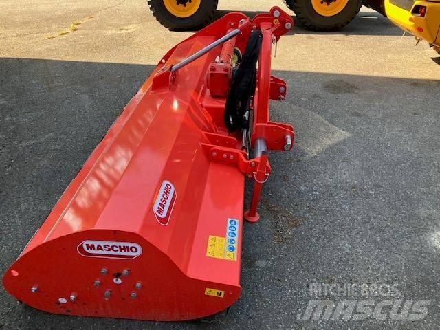 Maschio Brava 250 L 목장 제초기 및 토퍼