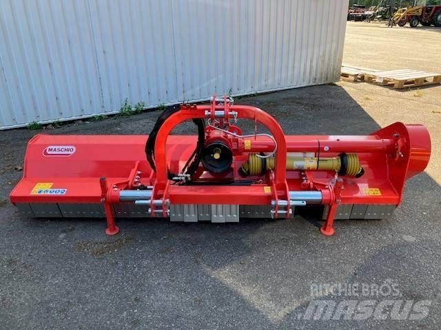 Maschio Brava 250 L 목장 제초기 및 토퍼