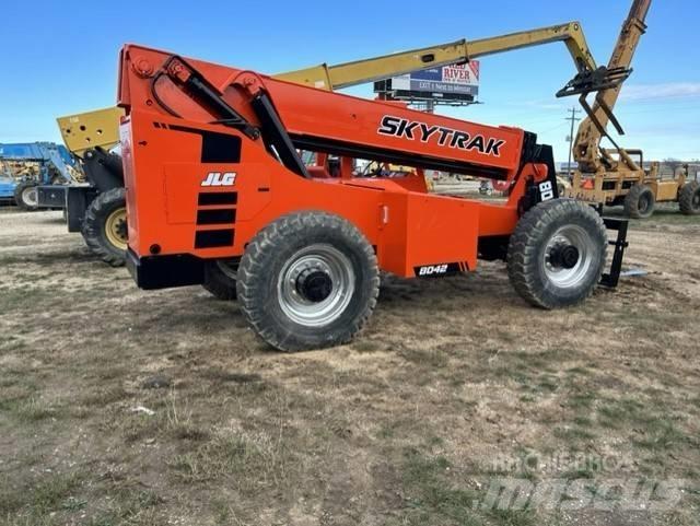 SkyTrak 8042 텔러 핸들러