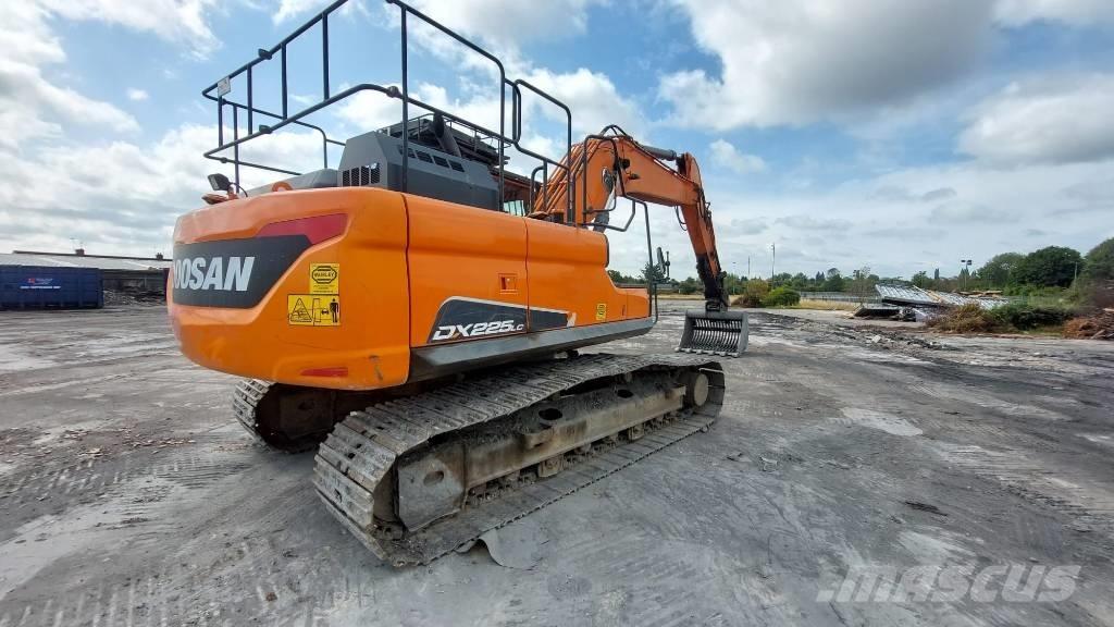 Doosan DX 225 LC 대형 굴삭기 29톤 이상