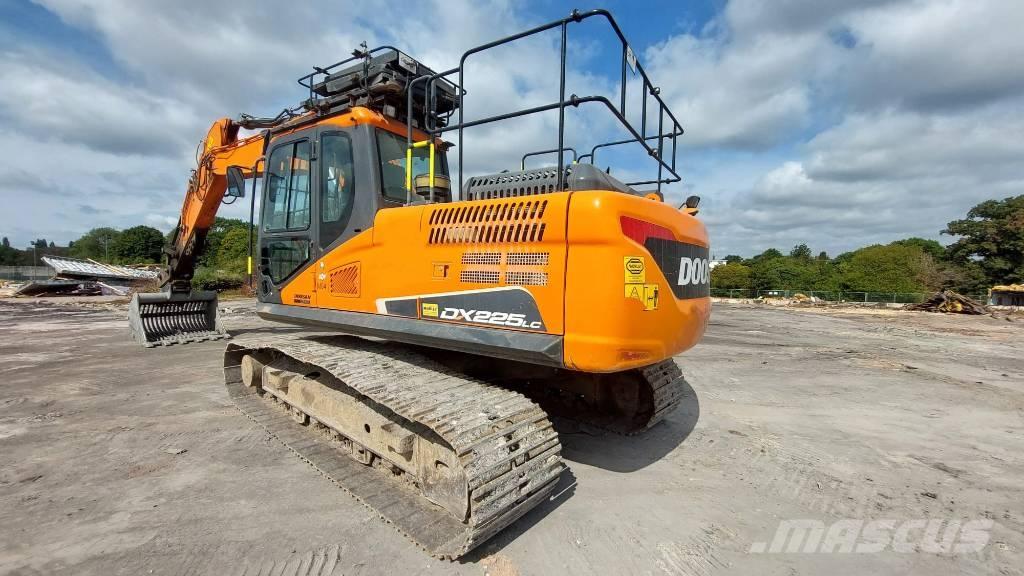 Doosan DX 225 LC 대형 굴삭기 29톤 이상