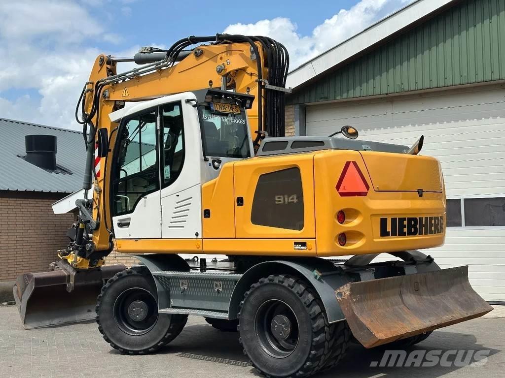 Liebherr A914  휠 굴삭기