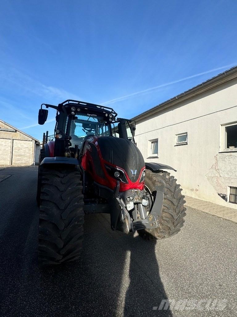 Valtra T 214 D 임업용 트랙터