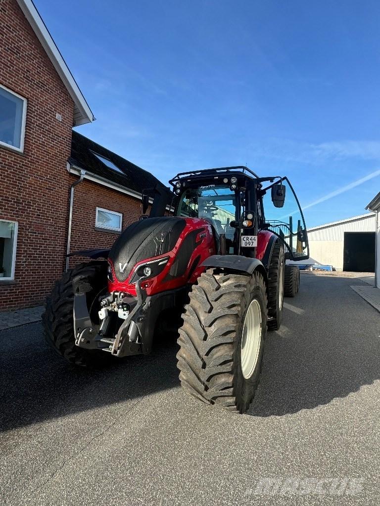 Valtra T 214 D 임업용 트랙터