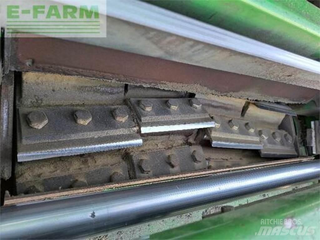 John Deere 7750 자동 초지기계