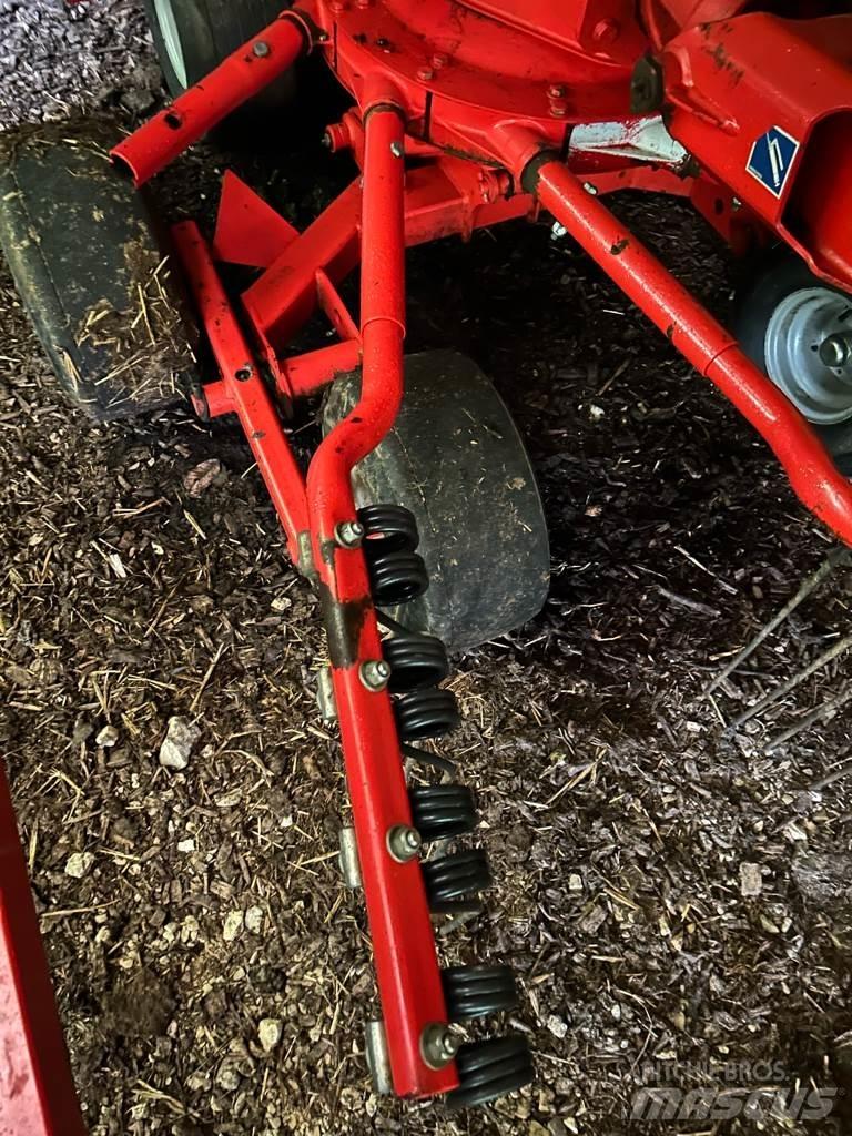 Kuhn GA 6632 윈드로어