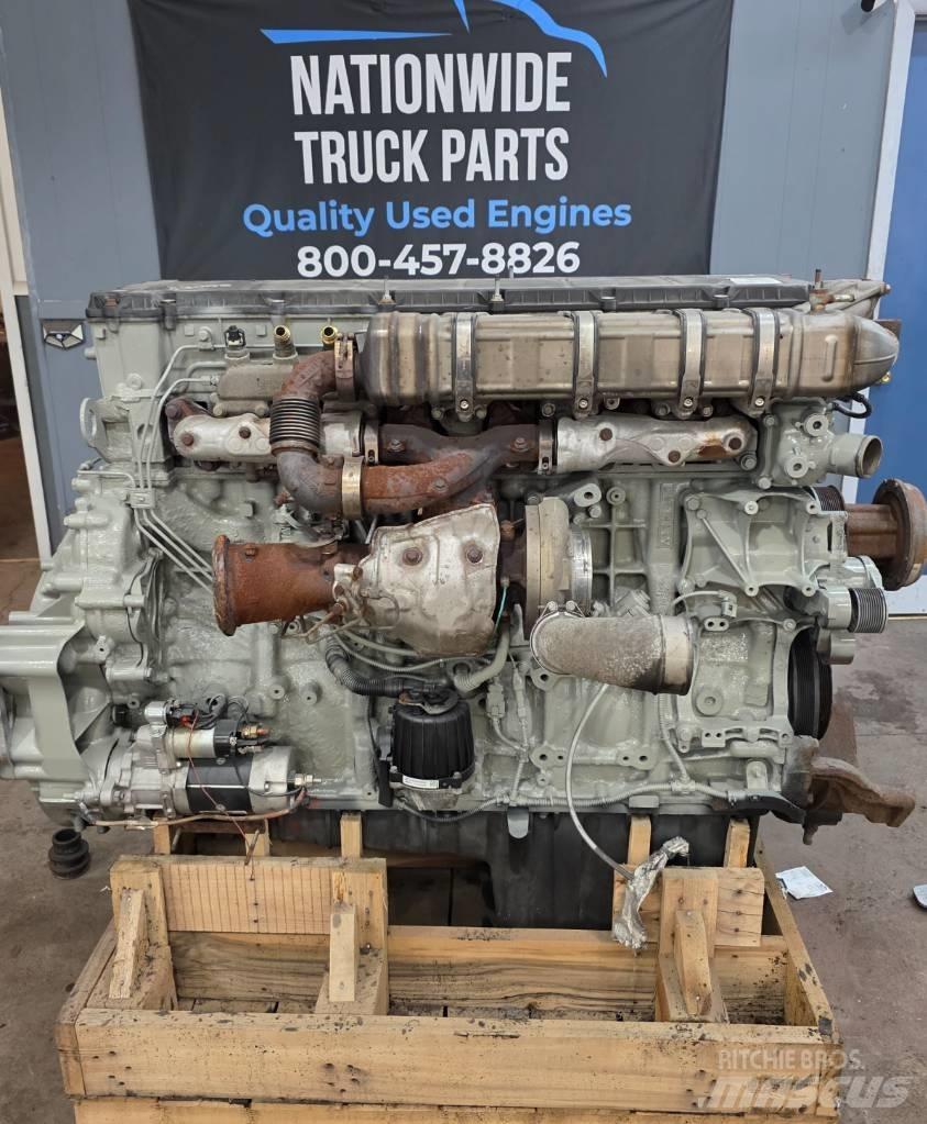 Detroit DD15 엔진
