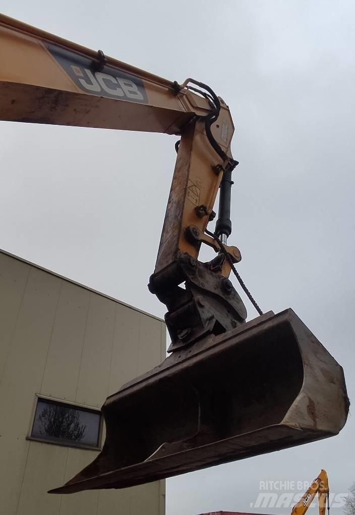 JCB JS 220 LC 대형 굴삭기 29톤 이상
