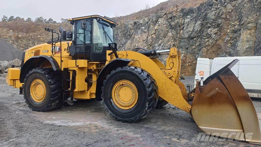 CAT 982 M  휠로우더