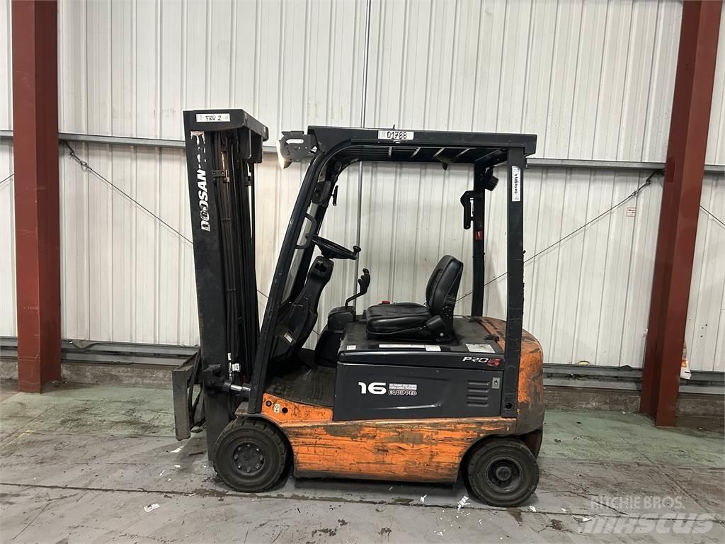 Doosan B16X-5 전동 지게차