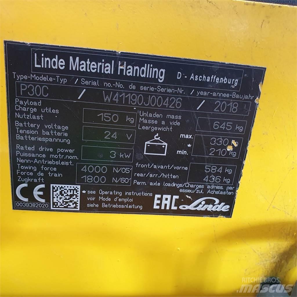 Linde P30C 견인 트럭
