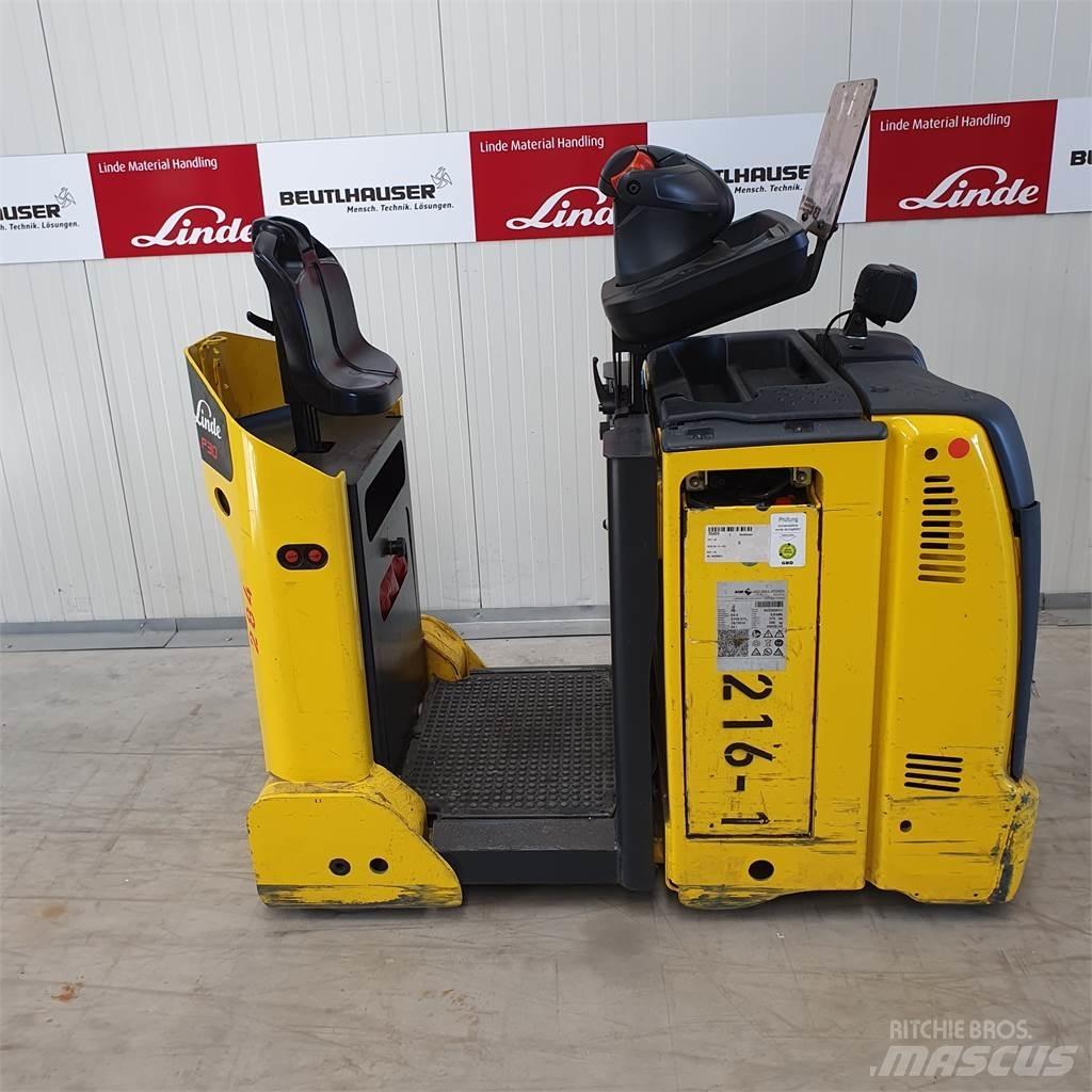 Linde P30C 견인 트럭