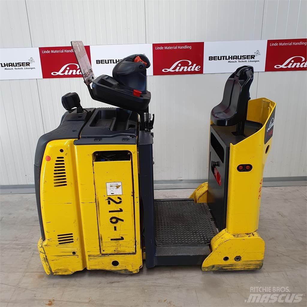 Linde P30C 견인 트럭