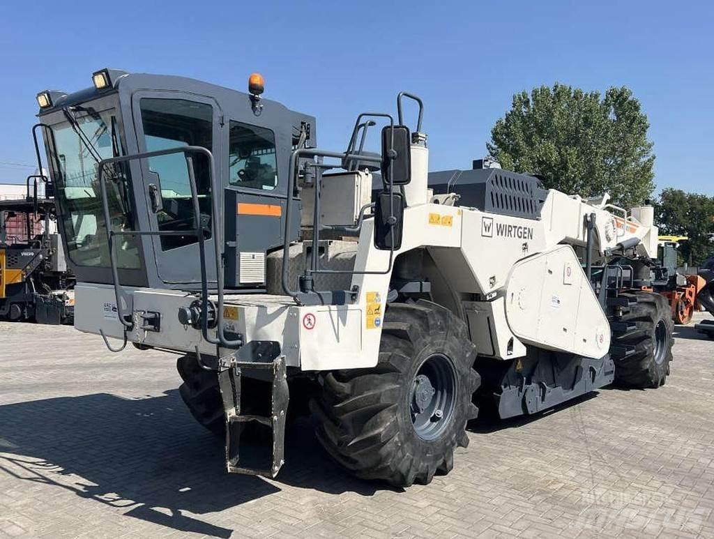 Wirtgen WR 2400 아스팔트 리사이클러