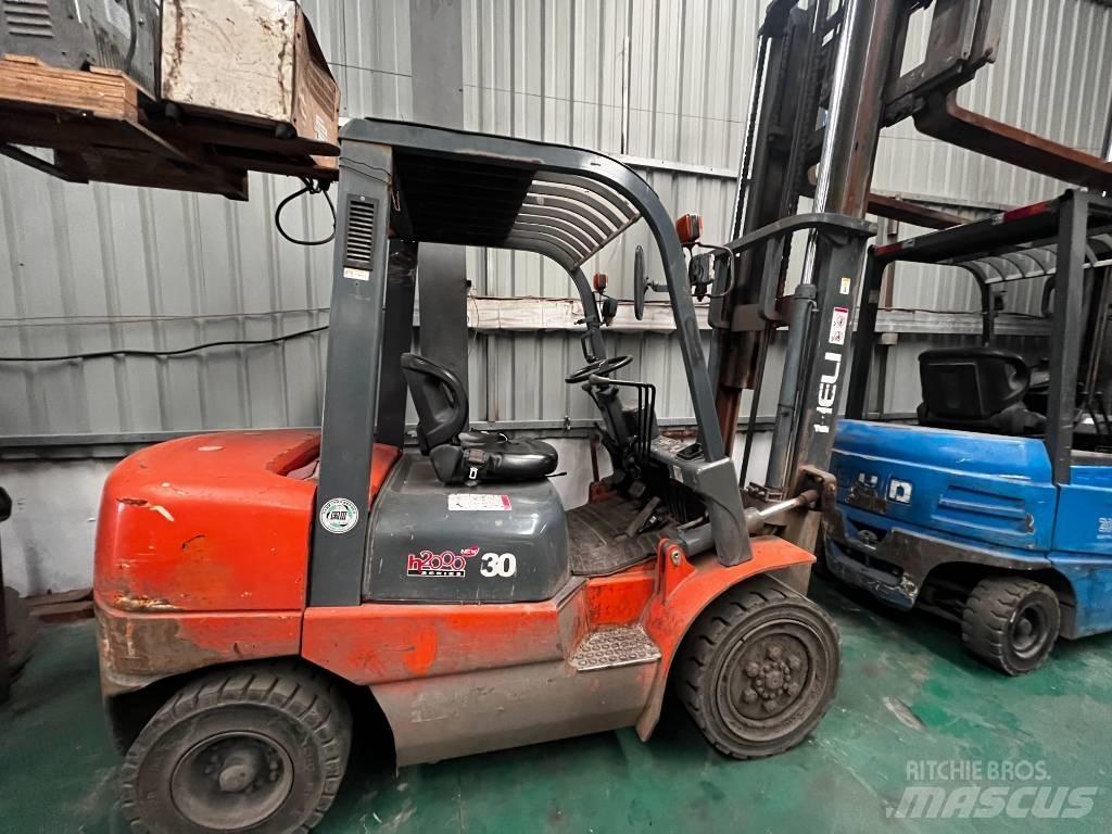 Heli CPCD 30 디젤 지게차