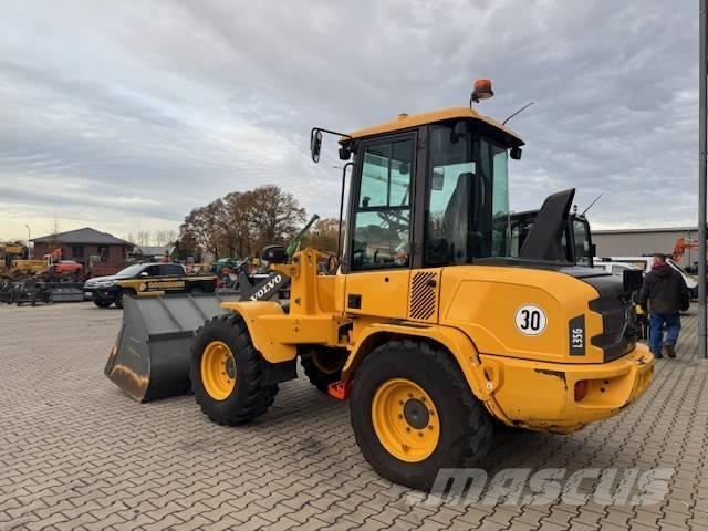Volvo L 35 GS  휠로우더