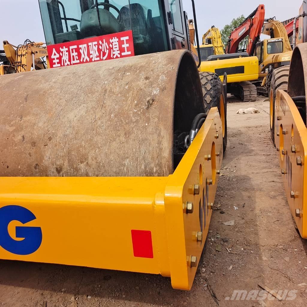 XCMG XS 143J 대형 굴삭기 29톤 이상