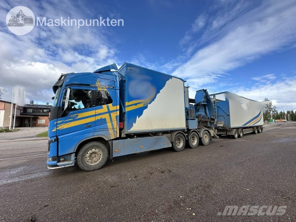 Volvo FH 16 750 우드칩 트럭