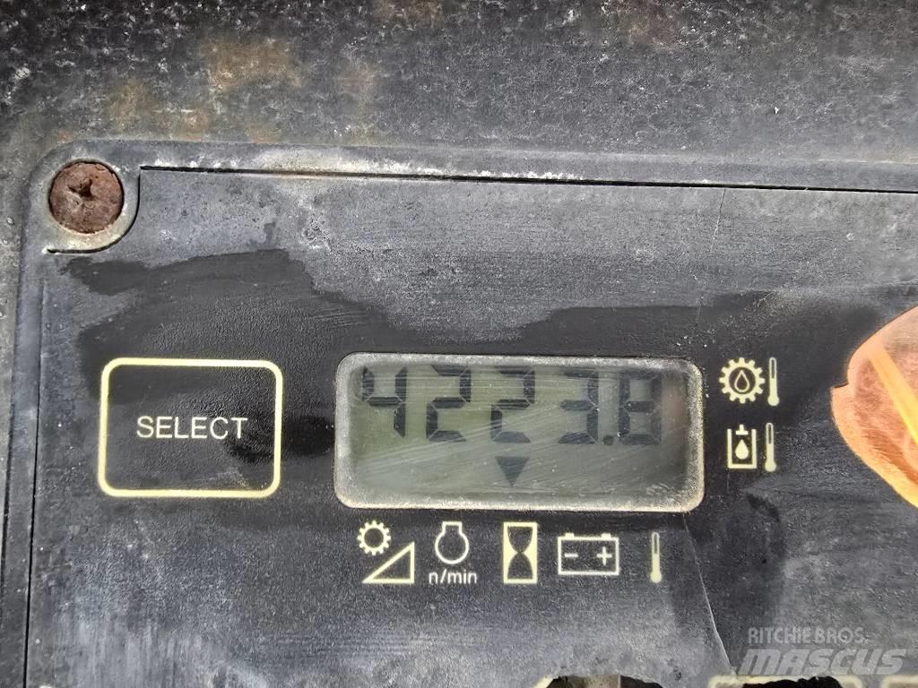 DEERE 450J 크롤러 도저