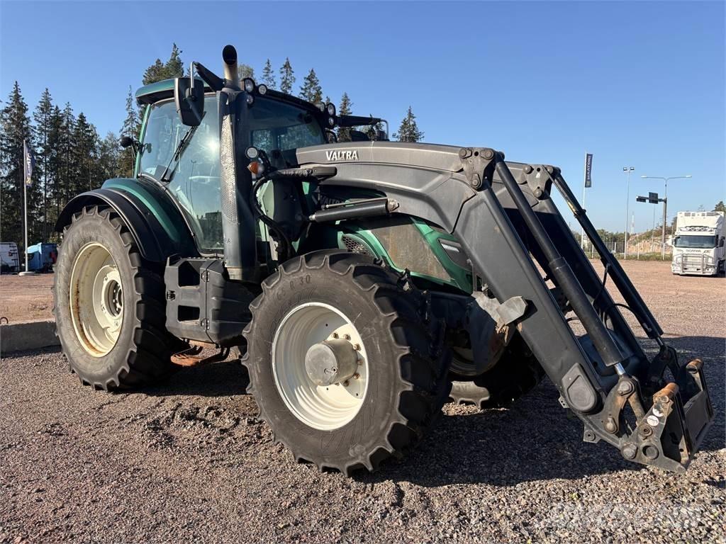 Valtra T234 Direct 트랙터