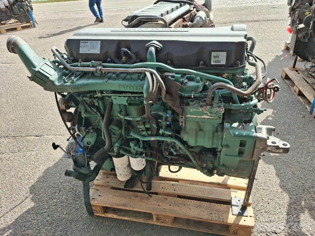 Volvo D11C330 엔진