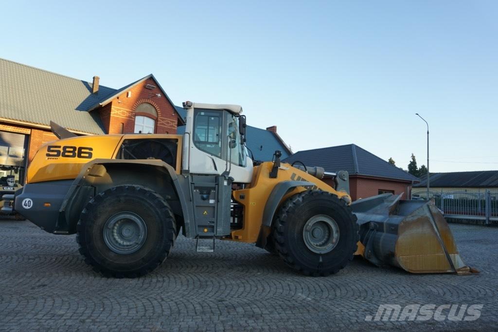 Liebherr 586 xpower  휠로우더